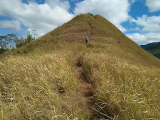 Pinoy Solo Hiker - Lanawan Ridge