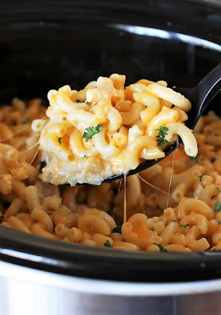 Slow Cooker Macaroni & Cheese Image