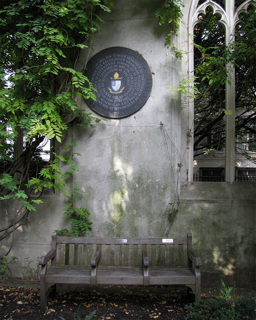 St Dunstans College plaque, St Dunstan's Garden, St Dunstan's Hill, City of London, London