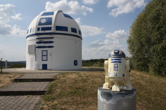 German Professor Who Is A Hardcore Star Wars Fan Has Just Repainted An Observatory Into R2-D2