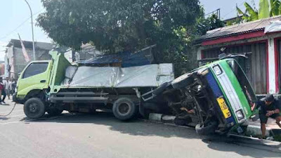 Penanganan Kecelakaan Lalu Lintas Beruntun Kendaraan Roda Empat dilakukan Pihak Kepolisian Polsek Ciawi