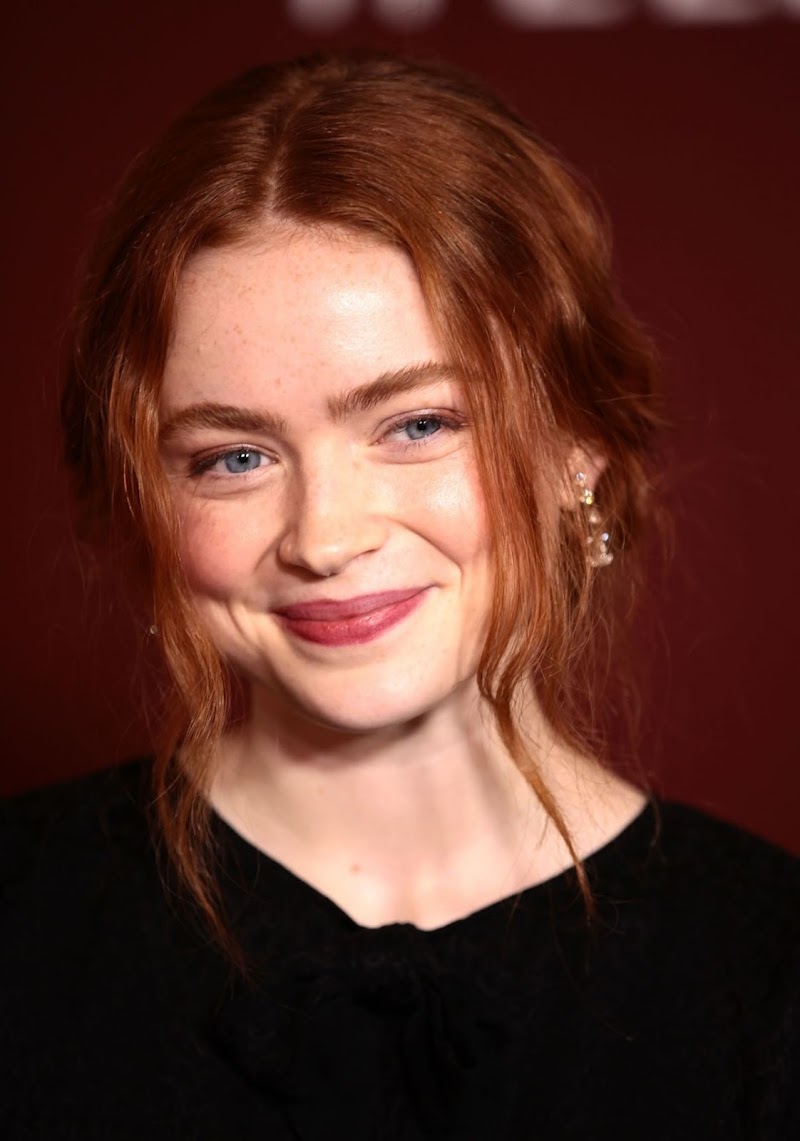 Sadie Sink Clicks at All Too Well Premiere in New York 12 Nov-2021