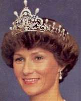 pearl tiara norway queen maud garrard sonja