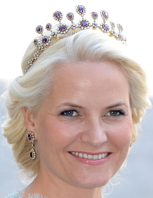 amethyst necklace tiara queen sonja norway crown princess mette marit