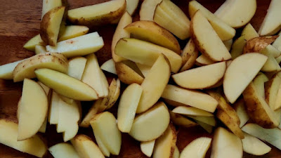 Cafe style crispy Chilli garlic potato wedges at home