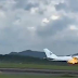 Avião com 468 pessoas a bordo tem fogo em motor ao decolar e precisa retornar ao aeroporto; assista vídeo 