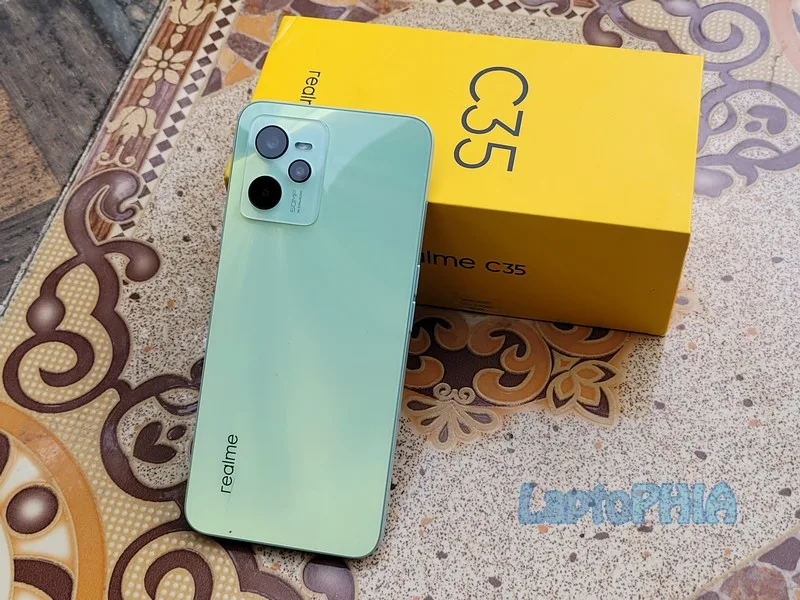 Review Realme C35