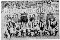 CLUB ATLÉTICO DE MADRID. Temporada 1976-77. Leal, Alberto, Reina, Marcelino, Luis Pereira, Eusebio. Capón, Aguilar, Rubén Cano, Robi y Rubén Ayala. U. D. SALAMANCA 1 CLUB ATLÉTICO DE MADRID 1 Domingo 30/01/1977. Campeonato de Liga de 1ª División, jornada 20. Salamanca, estadio Helmántico. GOLES: 1-0: 8’, Juanjo. 1-1: 89’, Rubén Cano.