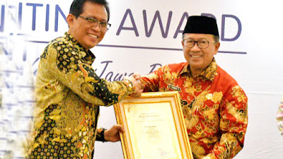 Bupati Cianjur Terima Penghargaan Aksi Stunting Award 2023 di Bandung