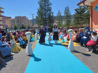 ​Bozkır’da “Sıfır Atık” projesi kapsamında defile etkinliği gerçekleştirildi.