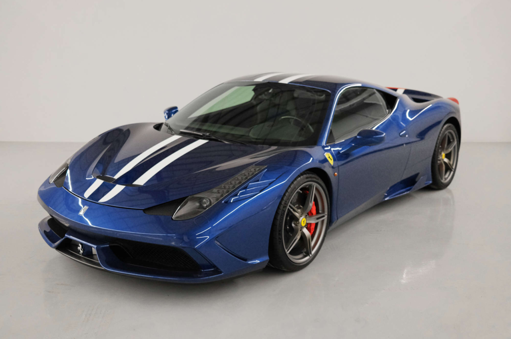 On the occasion of The Riyadh Car Show 2021 Auction by Seven Concours, Silverstone Auctions will offer a beautiful 2014 Ferrari 458 Speciale with chassis n ° ZFF75VHT0E0201626 covered in the beautiful Tour de France blue color . The auction will be held this evening at 21:00 (Italian time).   Unfortunately, the well-known London auction house has not foreseen a possible sale price, but it will certainly take home a rather high figure. The 458 Speciale is one of the latest naturally aspirated V8 supercars designed by the Modena car manufacturer.  Ferrari 458 Speciale Tour de France auction  Naturally aspirated V8 with 605 HP of power It is proposed as the high-performance variant of the 458 Italia, so it has received a number of updates that have improved performance. For example, the naturally aspirated 4.5-liter V8 has been upgraded to develop an impressive 605PS of power at 9000rpm and 540Nm of maximum torque at 6000rpm.  On an aesthetic level, the Ferrari 458 Speciale features an engine hood with air intake, wider side skirts and active aerodynamic fins both front and rear to balance downforce and reduce drag when necessary.  Ferrari 458 Speciale Tour de France auction  On board is the Side Slip Angle Control (SSC) system which allows the driver to decide how to move sideways when cornering. All the various changes made by the Maranello technicians allowed the 458 Speciale to complete the lap on the Fiorano test circuit in just 1: 23.5 seconds, or 1.5 seconds less than the previous model (the F430 Scuderia).  The 458 Speciale Tour de France awaited at auction is practically new as it has only covered 280 km . The particular coloring is combined with white racing stripes and Scuderia Ferrari badges.