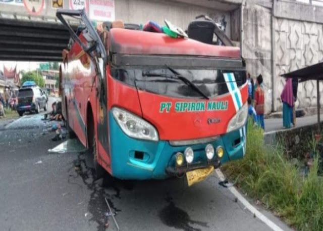 Bus Nyangkut Flyover, Supir PO Sipirok Nauli Abaikan Perkataan Kenek