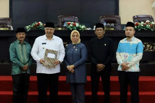 Wako Zul Elfian Umar Langsung Hadiri Rapat Paripurna DPRD Kota Solok