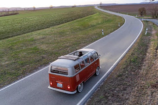 Combi Volkswagen restaurada automática