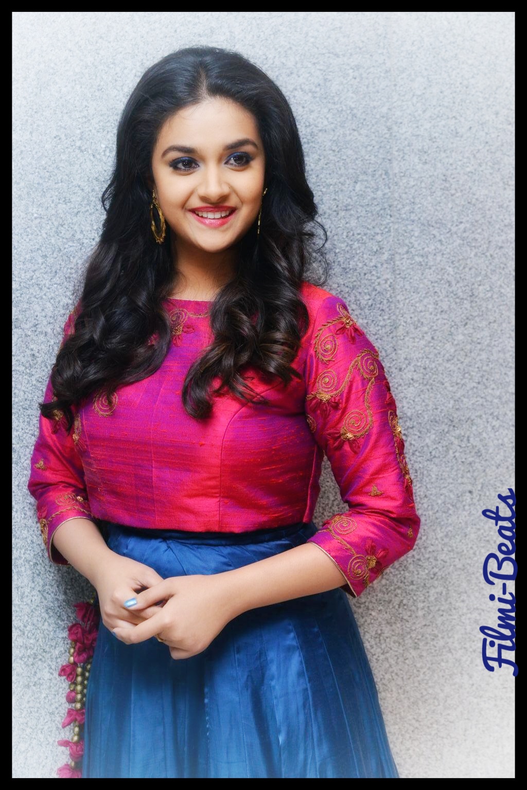 Keerthy Suresh WALLPAPER IMAGE AND BIOGRAPHY