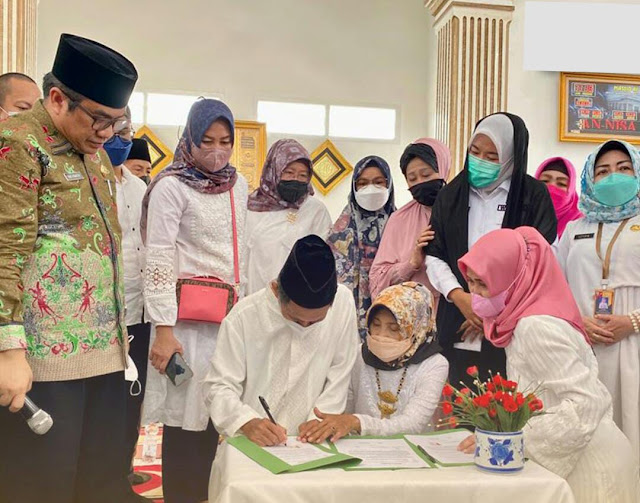 Wawako Palembang Hadiri Penyerahan Wakaf Masjid Al Thareeq