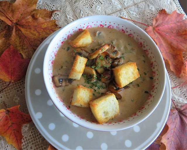 Creamy Hungarian Mushroom Soup