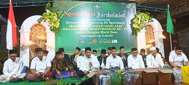 *"Warga Ranting NU Ngestiharjo Memperingati Hari Jadi Desa ke 75 dengan Bersholawat"*