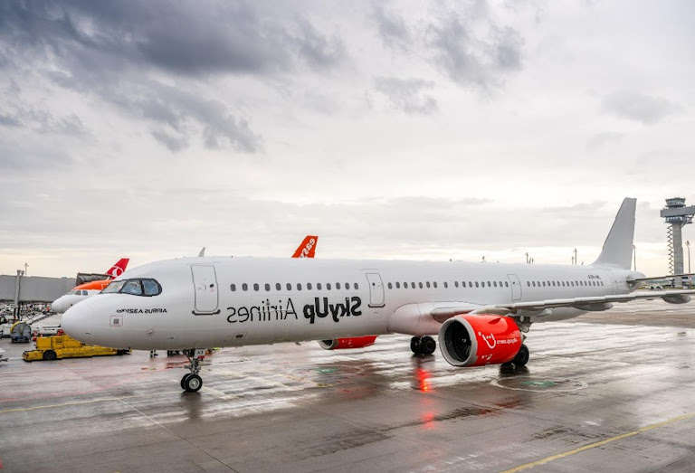 SkyUp «взлетает» в Европе? Украинская авиакомпания нашла способ расширения, пока дома «нелетная погода».