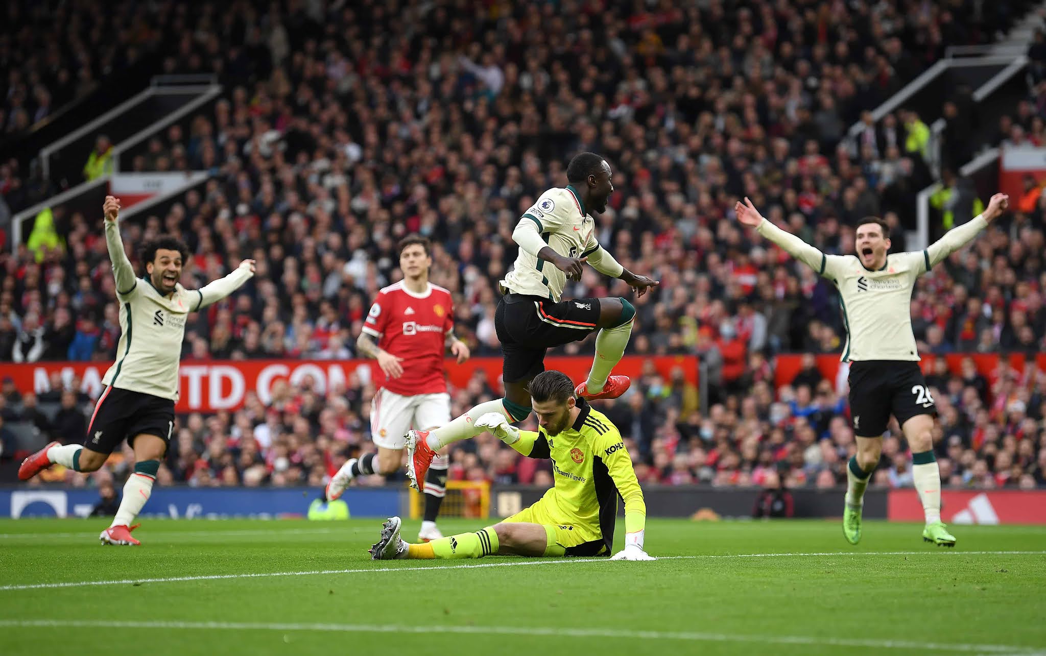 Liverpool humilla al United con un 5-0 en Old Trafford