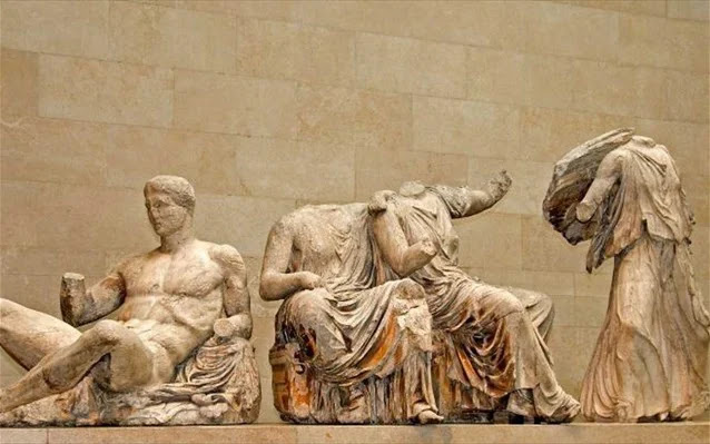 Γλυπτά Παρθενώνα: H Ελλάδα είναι πρόθυμη να εξετάσει τη δημιουργία αντιγράφων για το Βρετανικό Μουσείο