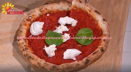 Pizza con cornicione ripieno ricetta Fulvio Marino