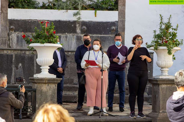 Santa Cruz de La Palma rinde un homenaje a las personas voluntarias que se han volcado en la atención a las afectadas por la erupción