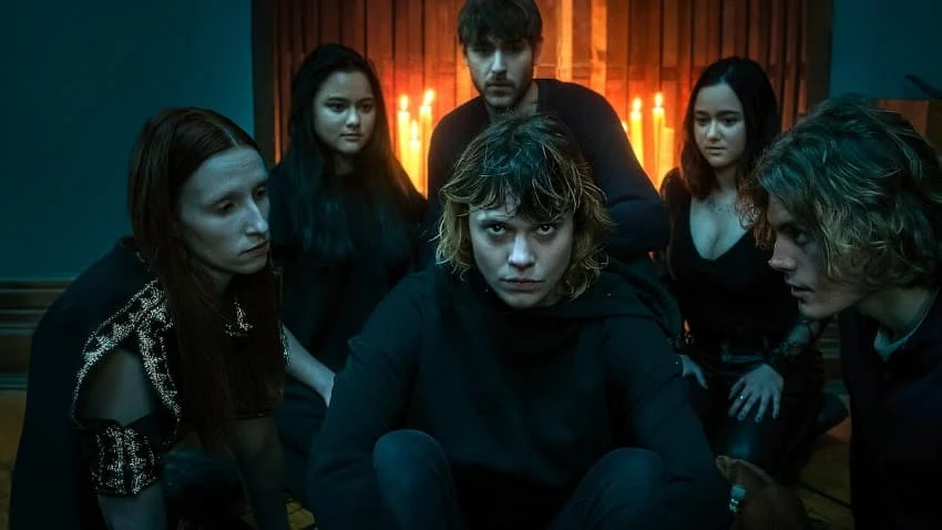 Netflix показал трейлер польского хоррор-сериала «Краковские монстры» - премьера в марте