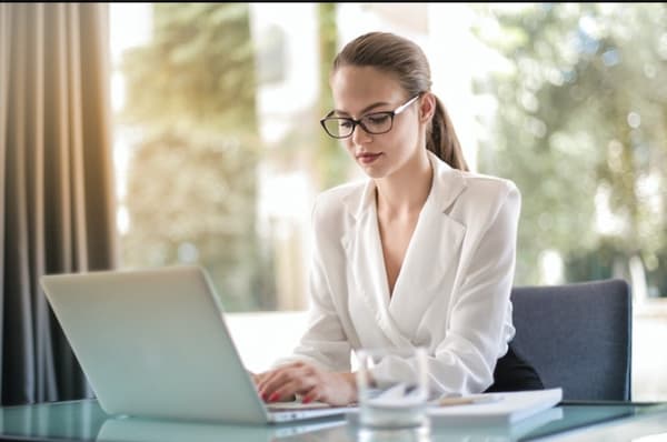 How to search for and jobs in the Internet