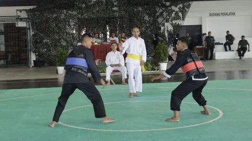 Mayjen TNI Farid Makruf Tinjau Proses Seleksi Atlet Pencak Silat