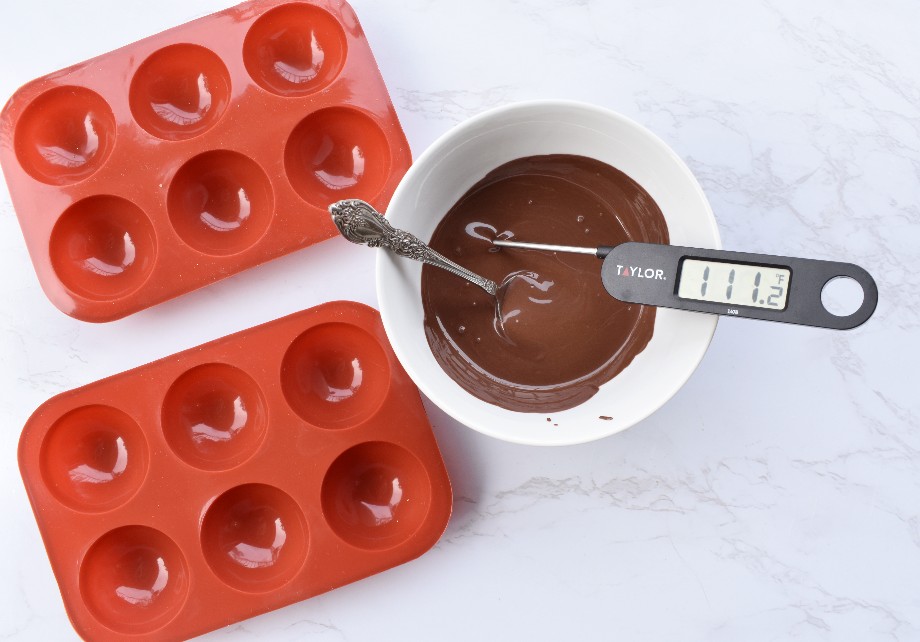 Melted chocolate for cocoa bombs