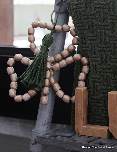 Make It Monday Boho Beaded Shamrock