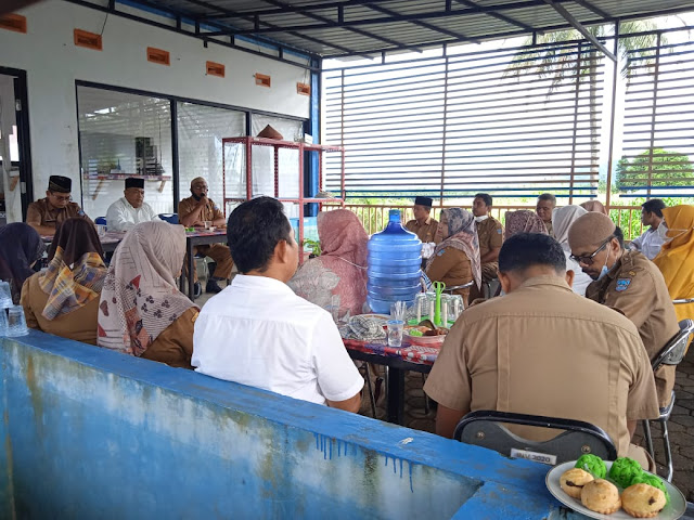 Momentum Maulid Nabi, Ustadz  Asmui Thoha Ajak Jemaah Hindari Perilaku Buruk   