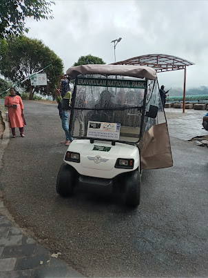 Electric tourist taxi at Eravikulam National Park
