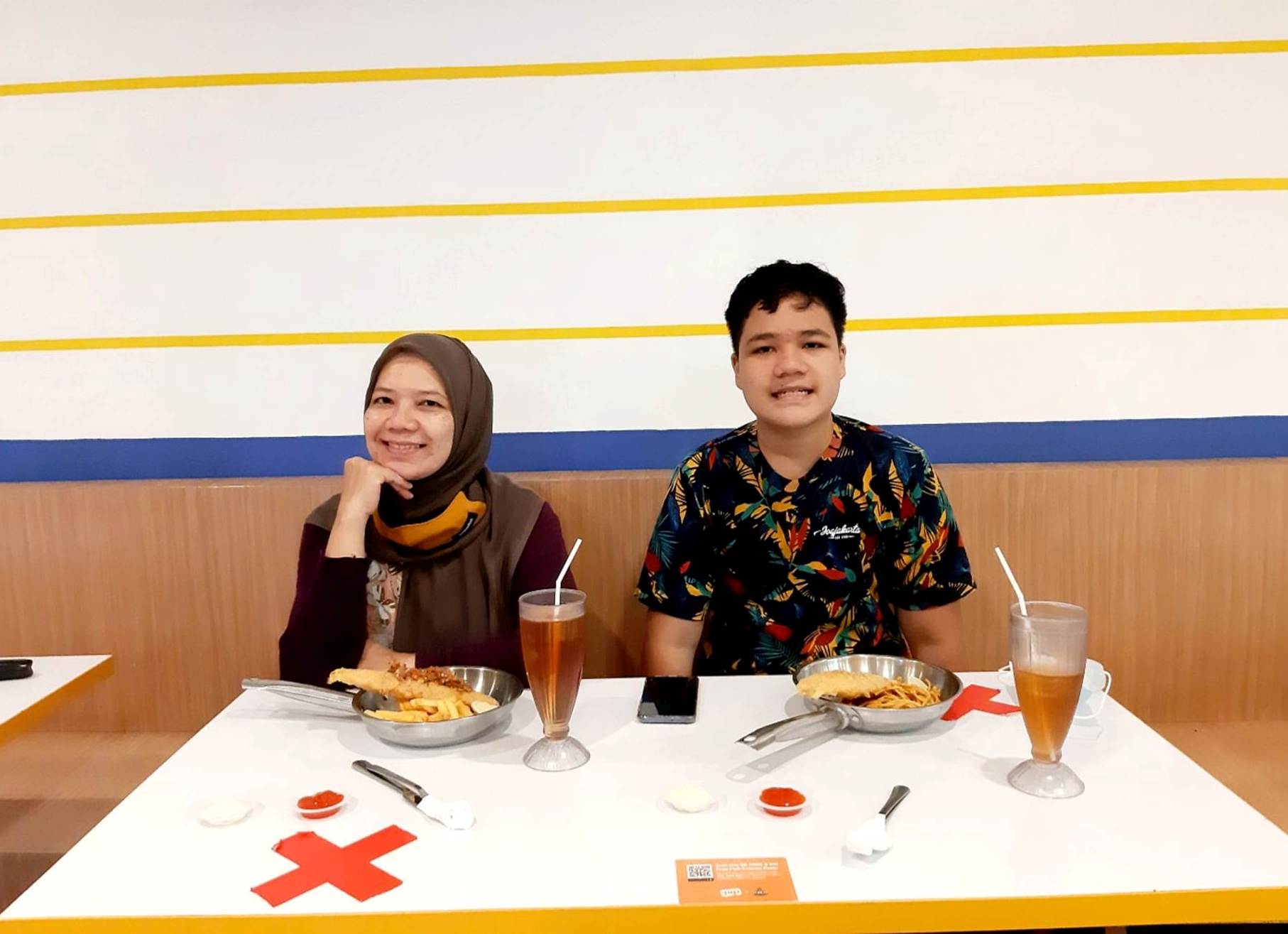 Tempat Makan Enak dan Hangout Asyik di Depok yang Wajib Dicoba Nurul Sufitri Travel Blog