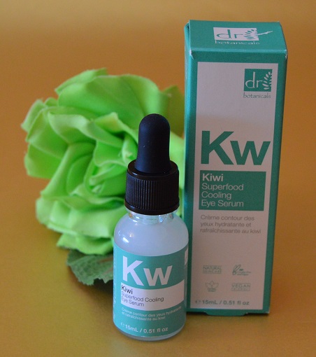 El serum para el contorno de ojos ?Kiwi Superfood Cooling Eye Serum? de DR.BOTANICALS