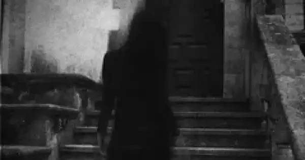 Fantasma oscuro.