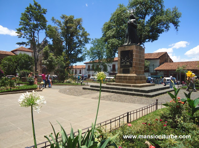 Plaza Gertrudis Bocanegra en Pátzcuaro, Michoacán