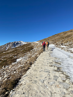 The last stretch of the "road" up to Capanna 2000.