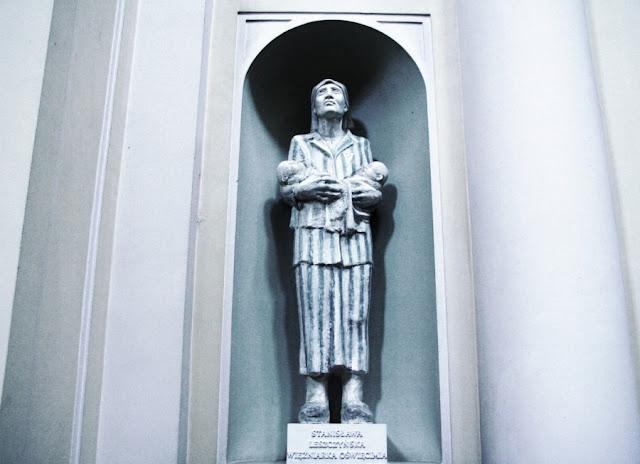 Памятник Станиславе Лещинской в Церкви Святой Анны около Варшавы