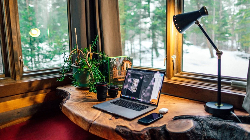 8 Ways to Create a Productive Remote Work Office Environment