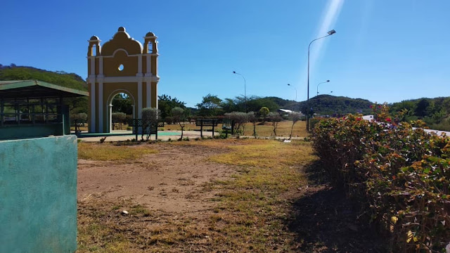 ATENTARON CONTRA "EL PORTAL DEL SOL" EN CARORA