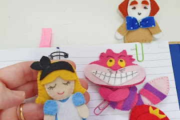 4 moldes para Marcadores de páginas em feltro Alice no país das maravilhas 