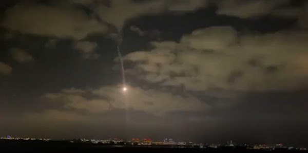 Sistem Pertahanan Udara Diaktifkan, Empat Ledakan Hebat Guncang Abu Dhabi