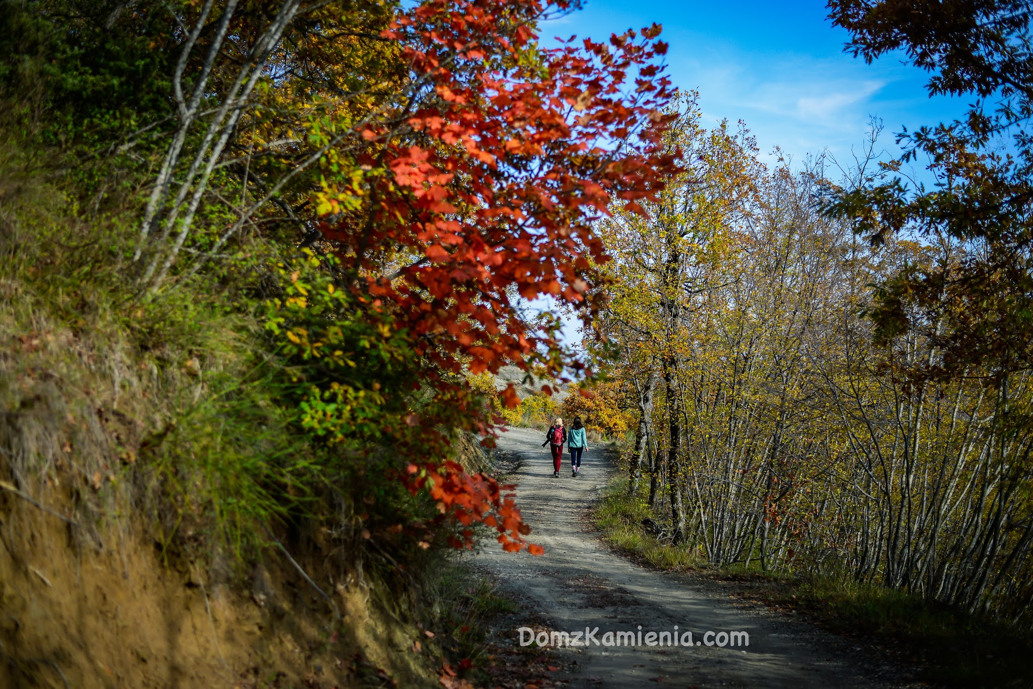 Gamogna, Marradi trekking, Dom z Kamienia