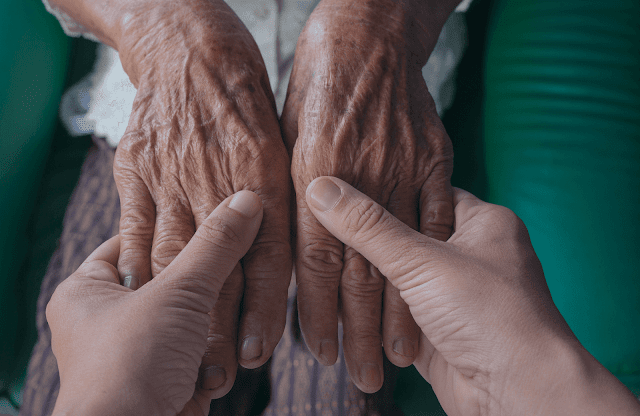 Φύλαξη και φροντίδα ηλικιωμένων από κυρία με εμπειρία σε Άργος και Ναύπλιο