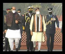 26-jan-modi-full-dress