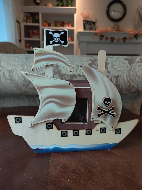 Pirate ship woodworker kit