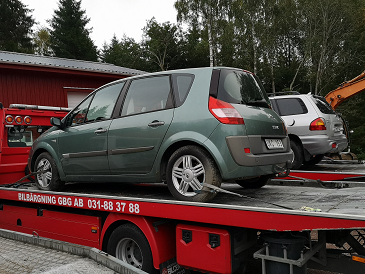 Skrota bilen i Ucklum tryggt och säkert