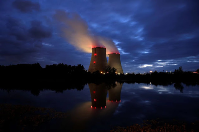 EU drafts plan to label gas and nuclear investments as green
